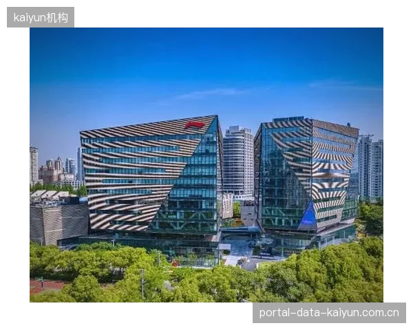 从安踏到李宁，中国品牌在2026冬奥会的赞助布局如何实现全球化设计语言的成熟
